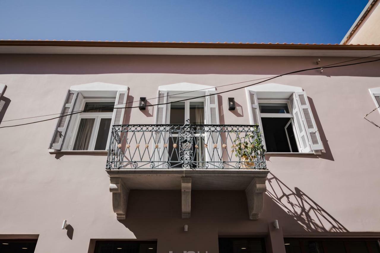 Stylish Studio Apartments-1878 House Kalamata Exterior photo